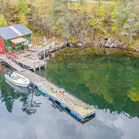 2 Bedroom Cozy In Oydegard Semesterbostad