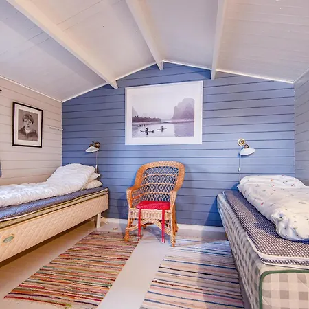 2 Bedroom Lovely In Oydegard Hébergement de vacances